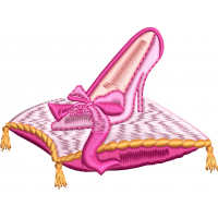Cinderella's shoe embroidery design 4f